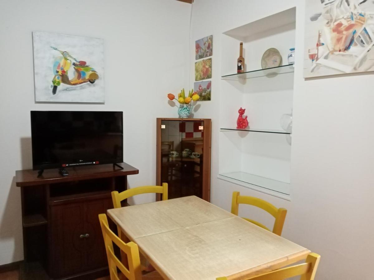 La Casa Di Gaia Villa Càbras Buitenkant foto