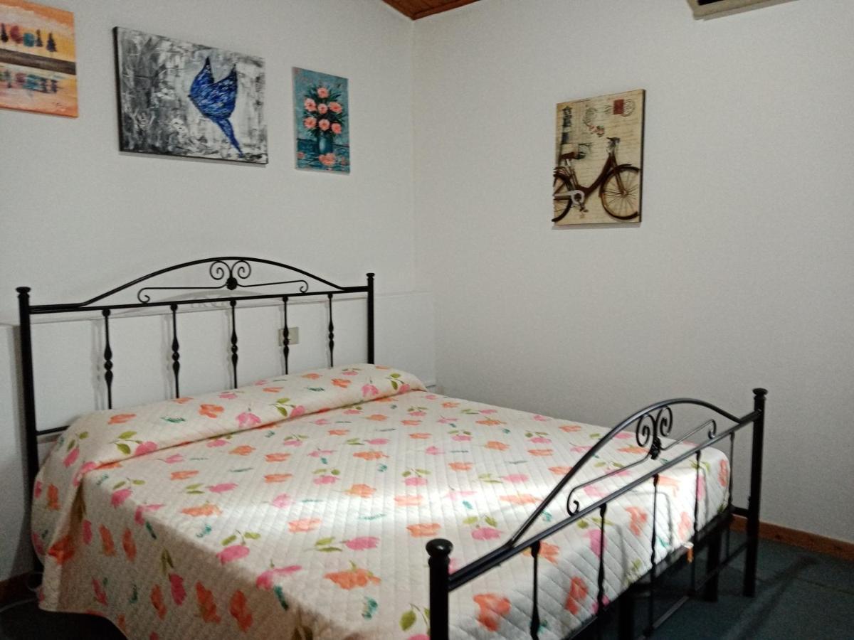 La Casa Di Gaia Villa Càbras Buitenkant foto